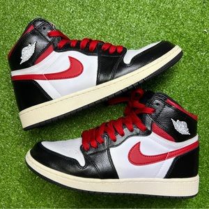 Air Jordan 1 Retro High OG “Gym Red” (GS)